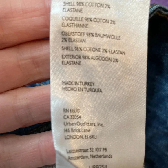 BDG Urban Outfitters Blue Indigo Low Rise Flare Jean Jeweled Flap Pocket Size 28 - Picture 8 of 8